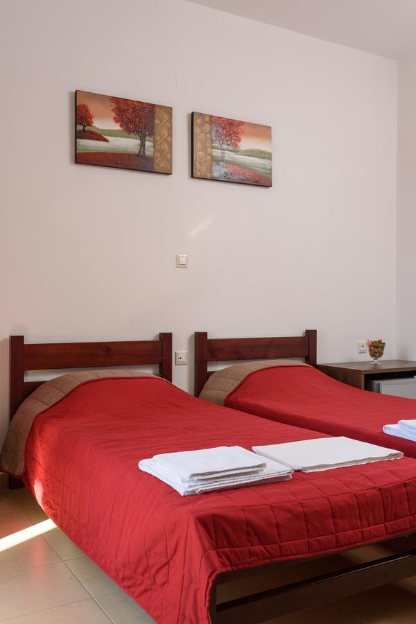Elpidis Villa Kokkinos Pirgos Luaran gambar