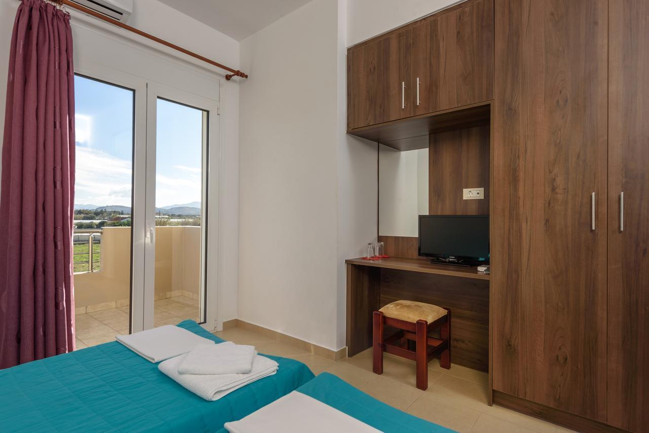 Elpidis Villa Kokkinos Pirgos Luaran gambar